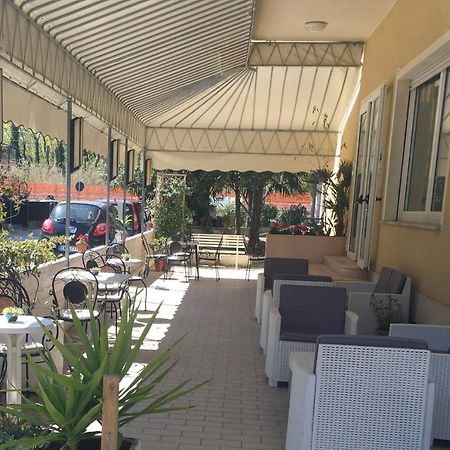 Hotel Villa Rinaldini 里米尼 外观 照片