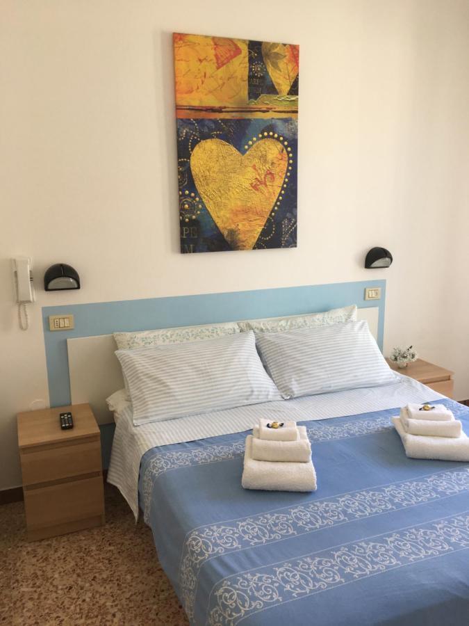 Hotel Villa Rinaldini 里米尼 外观 照片